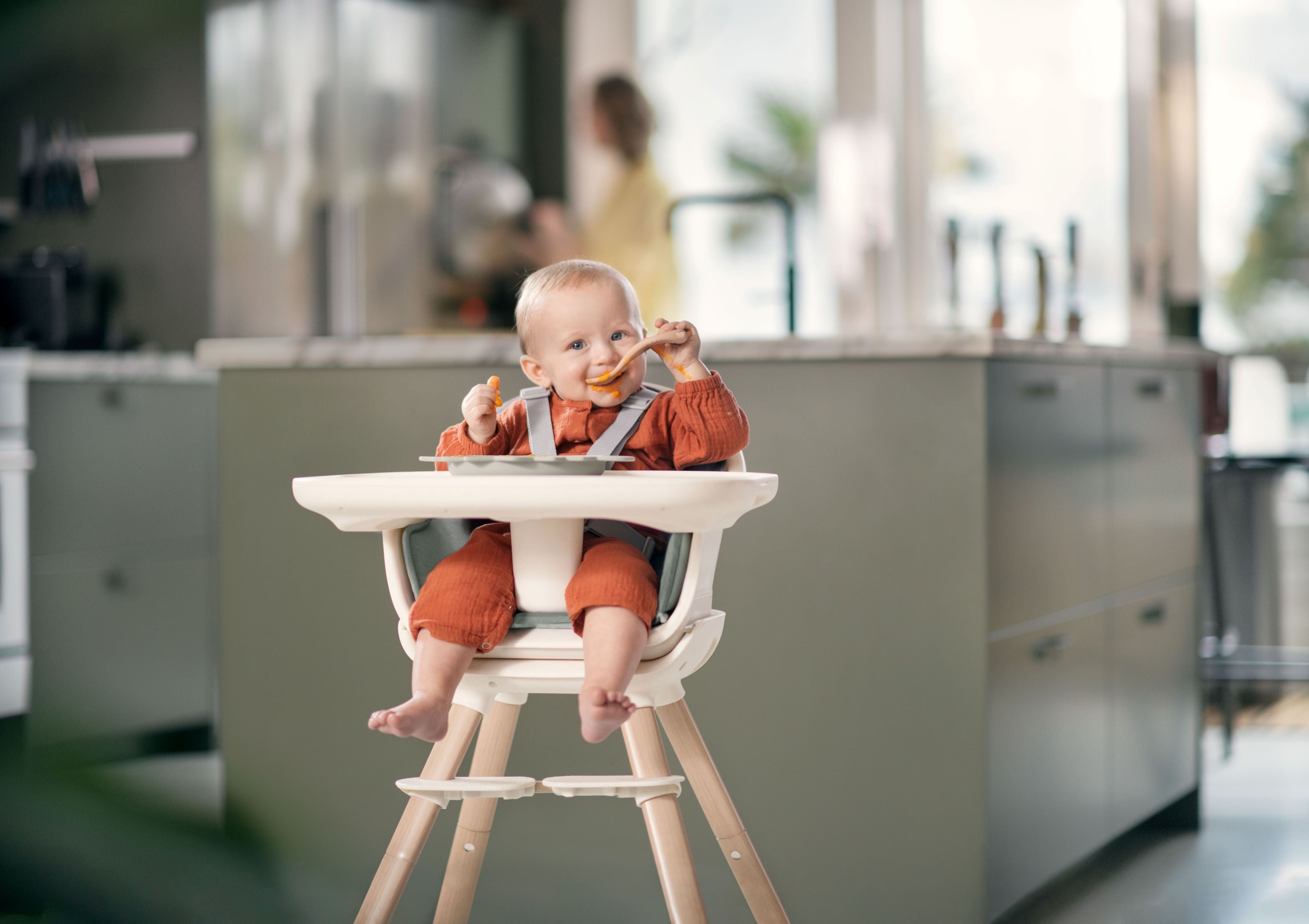 toddler in Moa High Chair